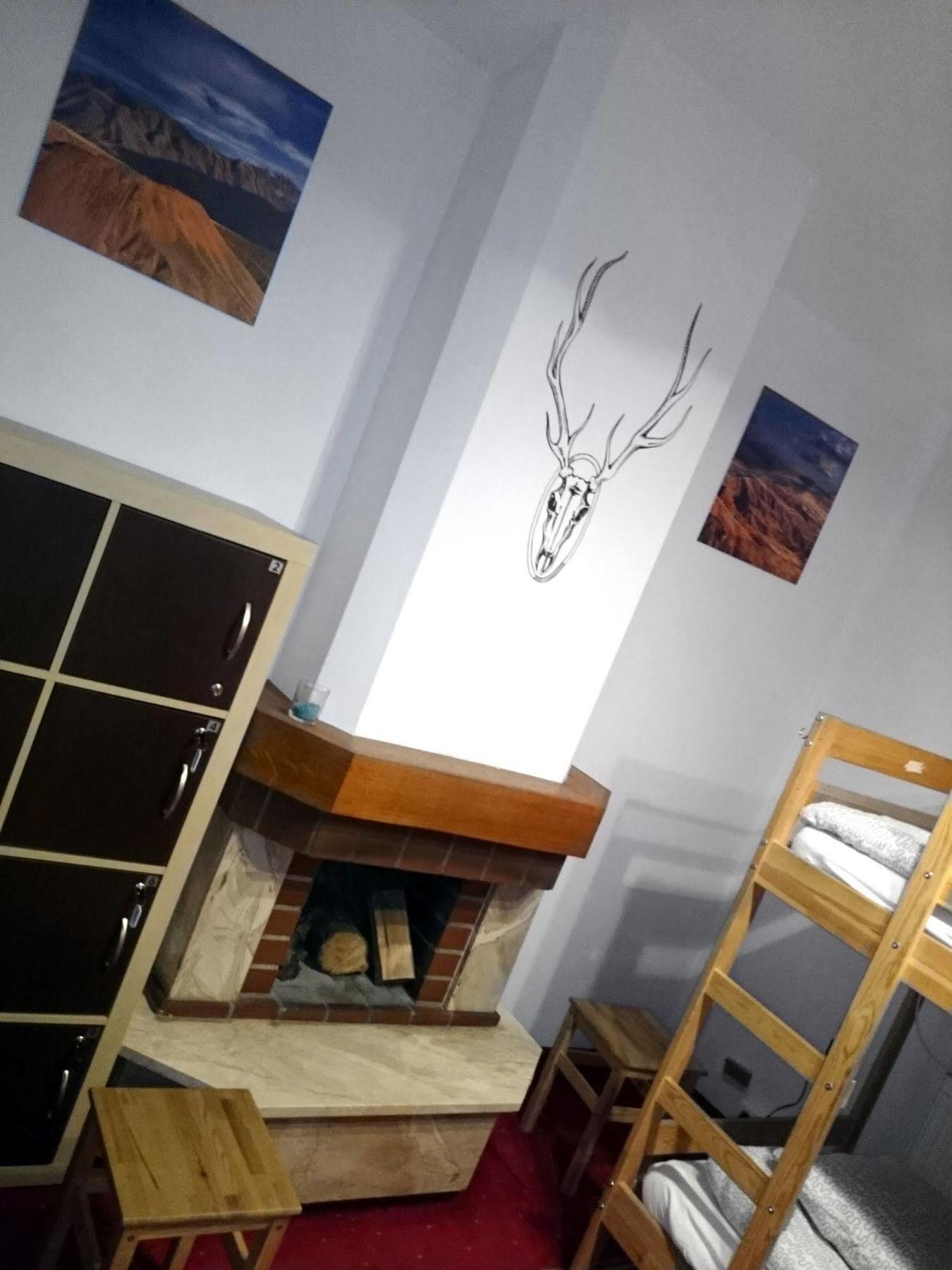Adventura Hostel Varsavia Esterno foto
