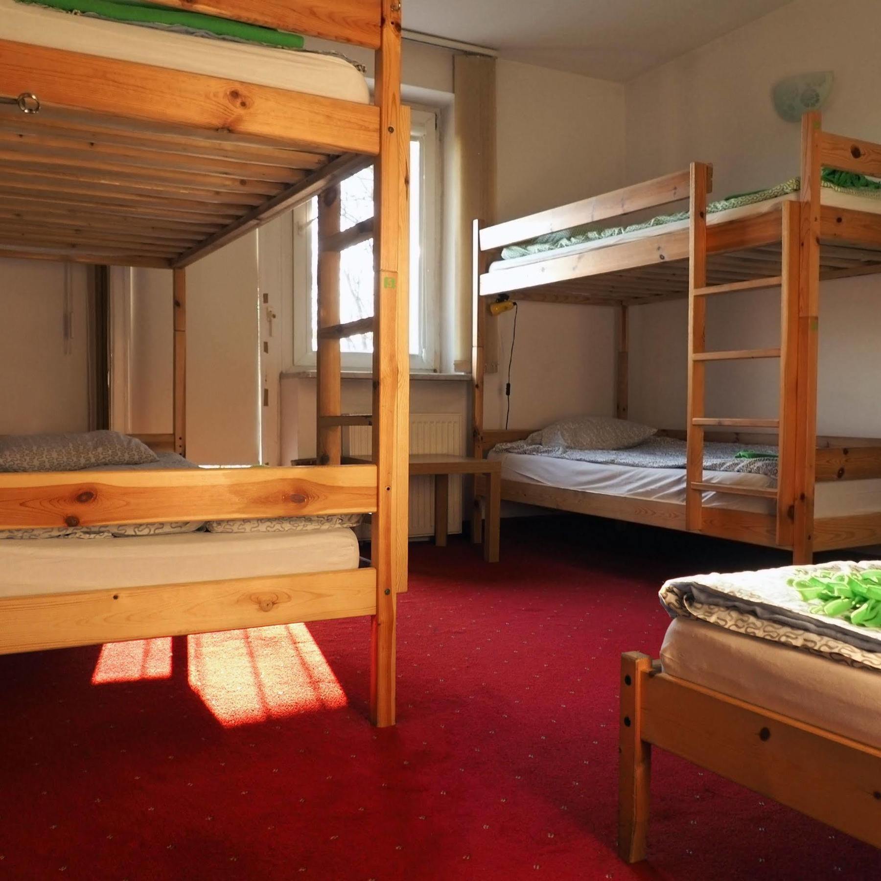 Adventura Hostel Varsavia Esterno foto